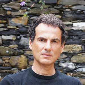 Andrea De Carlo